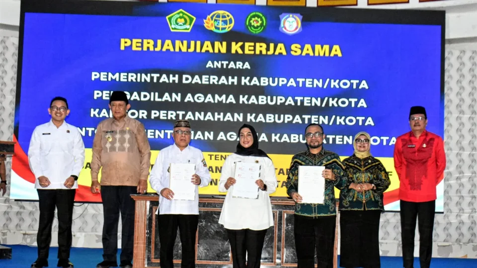 PENANDATANGANAN NOTA KESEPAHAMAN & PERJANJIAN KERJA SAMA